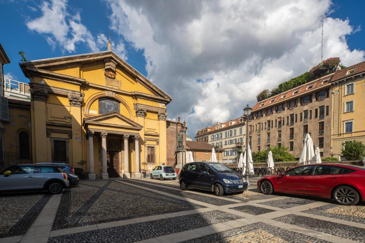 Brera Charming Apartments R&R Милан Экстерьер фото
